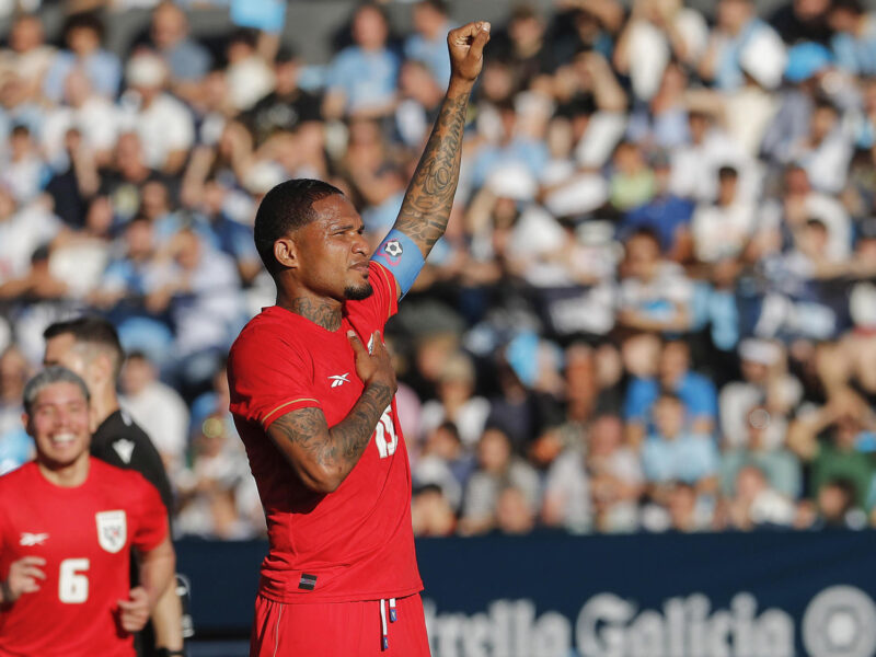 Fotografía de archivo del defensa de la selección de Panamá Eric Davis. EFE/ Salvador Sas